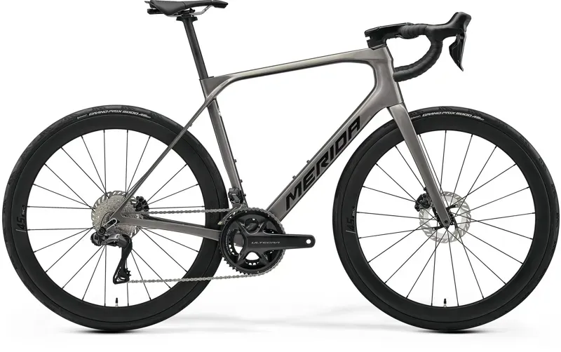 Merida Scultura Endurance 8000 Road Bike in Grey/Black