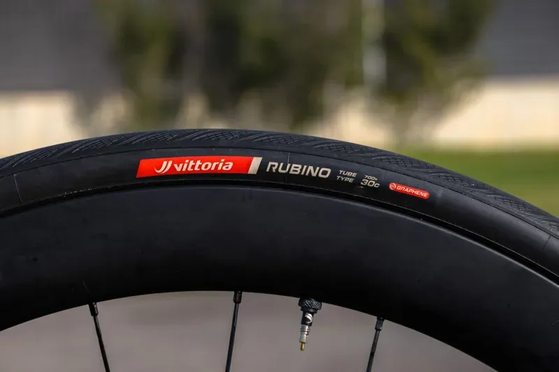 Vittoria Rubino  V 700x26c Fold Full Black G2.0 Clincher Tyre-3